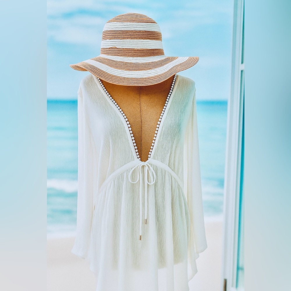 Never Worn, Only washed 1998 Venus Swim Cover Up.